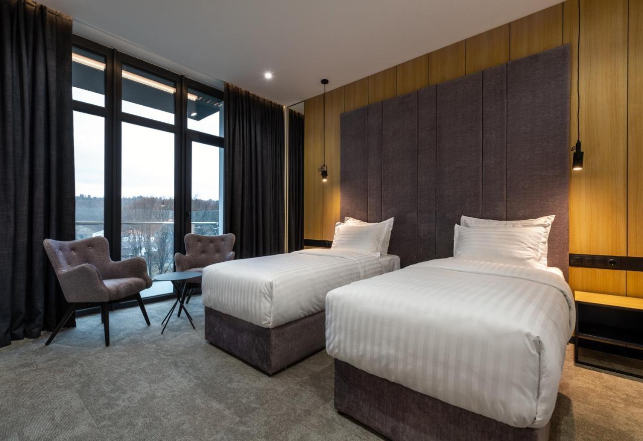Святий Шарбель Hotel Morshyn Exterior foto